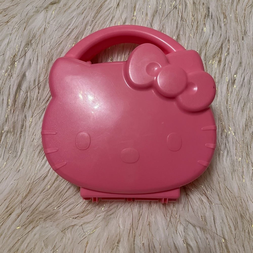 2002 vintage hello kitty jewelry bag